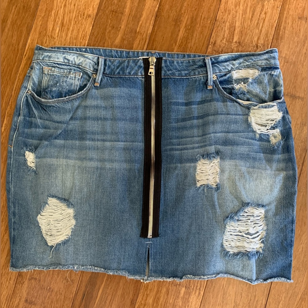 Good American Denim Mini-Skirt Size 16